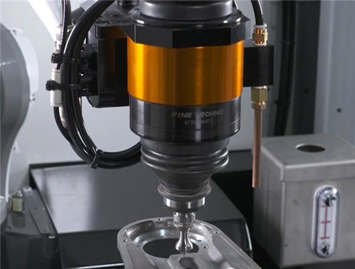 壓鑄件浮動去毛刺